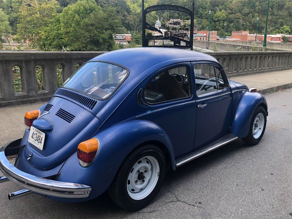 Rob Holdway's 1973 Super Beetle