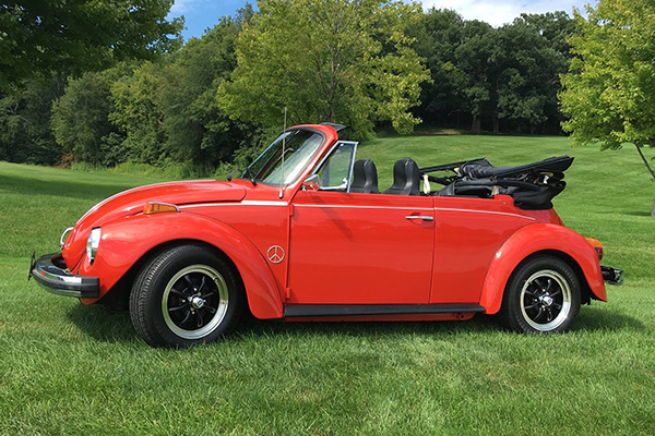 Rick Lampkin's 1975 Super Beetle Cvt.