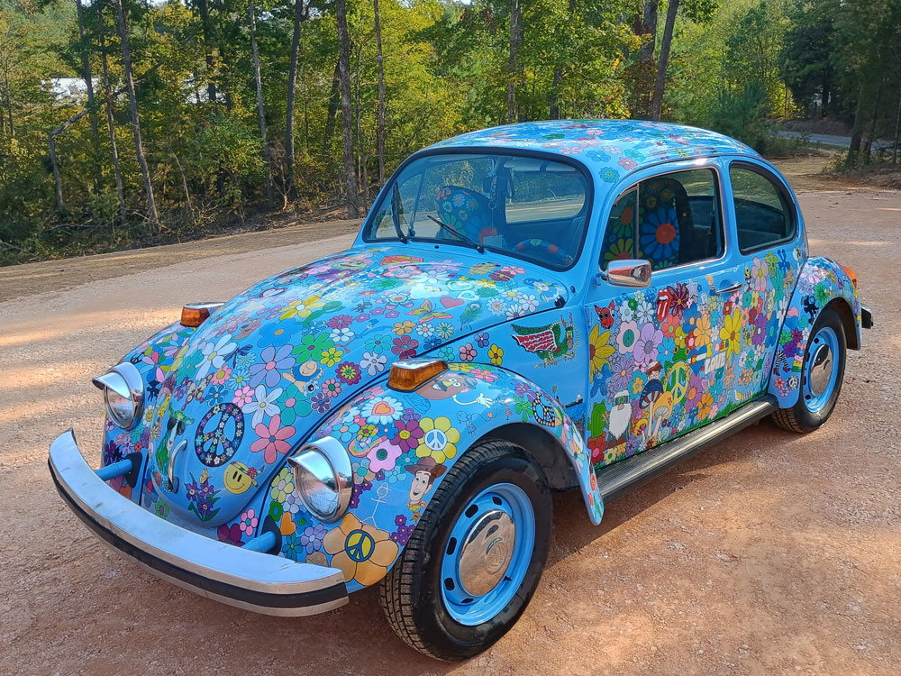 Marc and Becca Algozzino's 1973 Beetle