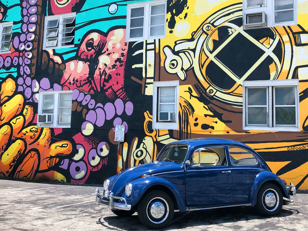 Chris' VW Blue L633 Beetle