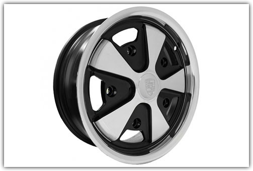 5x205-Custom-Black-&-Silver-Wheel