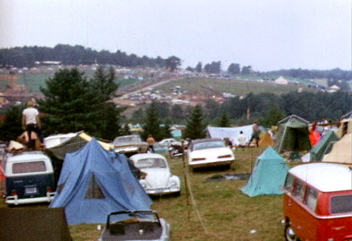 Buses at Woodstock