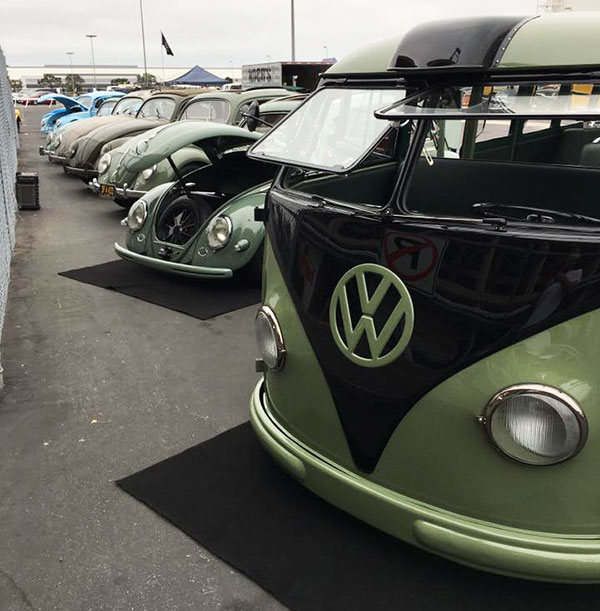 Custom Barndoor Type 2 VW Bus at The Classic 2018 Custom Barndoor Type 2 VW Bus at The Classic 2018